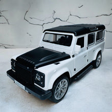 Classic Land Rover Defender 110 1:24 diecast scale model car collectible