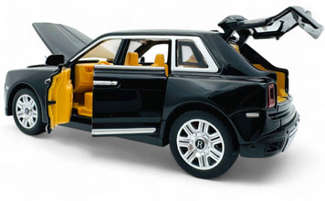 Rolls Royce Cullinan 1:24  diecast scale model car collectible