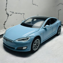 Tesla Model S 1:24  diecast scale model car collectible