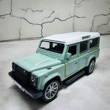Classic Land Rover Defender 110 1:24 diecast scale model car collectible