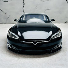 Tesla Model S 1:24  diecast scale model car collectible