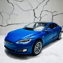 Tesla Model S 1:24  diecast scale model car collectible