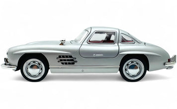 1954 Mercedes-Benz 300SL 1:24  diecast scale model car collectible